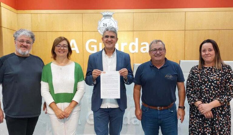 Apoio unánime da Corporación da Guarda á moción socialista contra o veto europeo á pesca de fondo