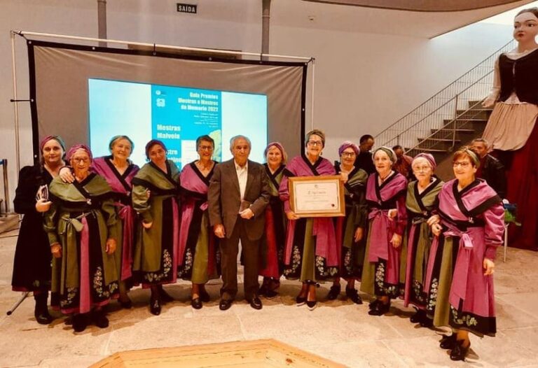 Malvela recibe en Lugo o premio Mestras da Memoria 2022