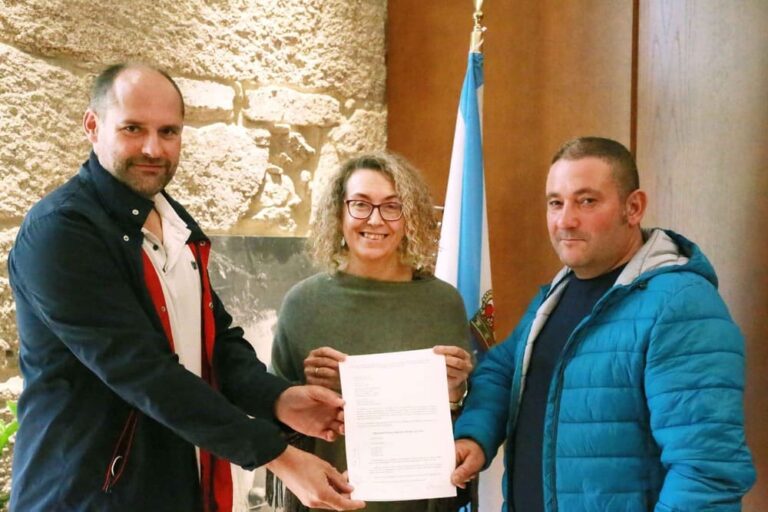 Concello, empresa e representantes sindicais asinan un preacordo de convenio dos servizos de recollida de lixo