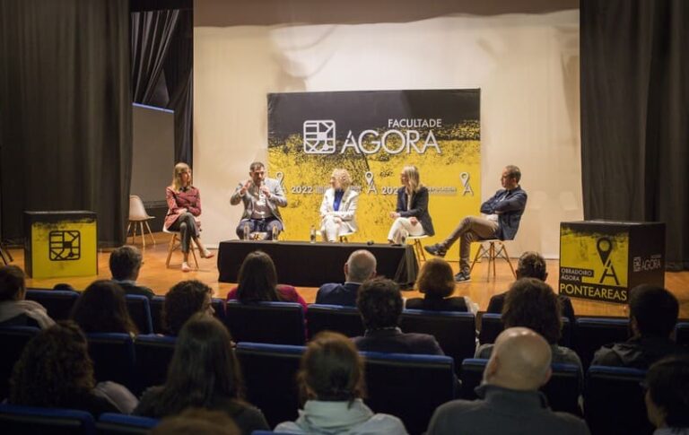 Facultade Ágora aplaude o modelo ‘Ponteareas Vila Dez’