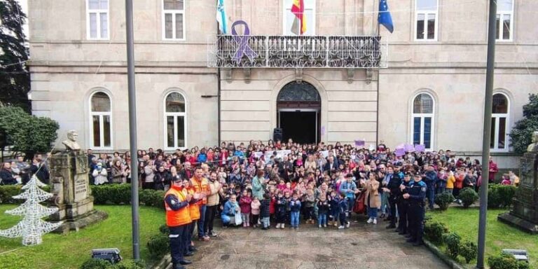 Ponteareas une a súa voz contra a violencia de xénero