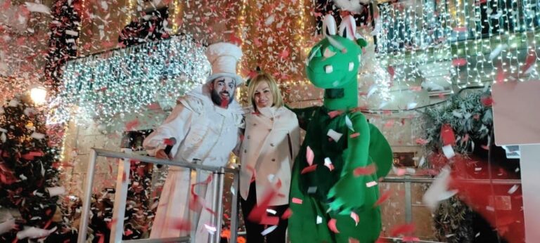 Redondela acende as luces de nadal nun evento marcado pola solidariedade