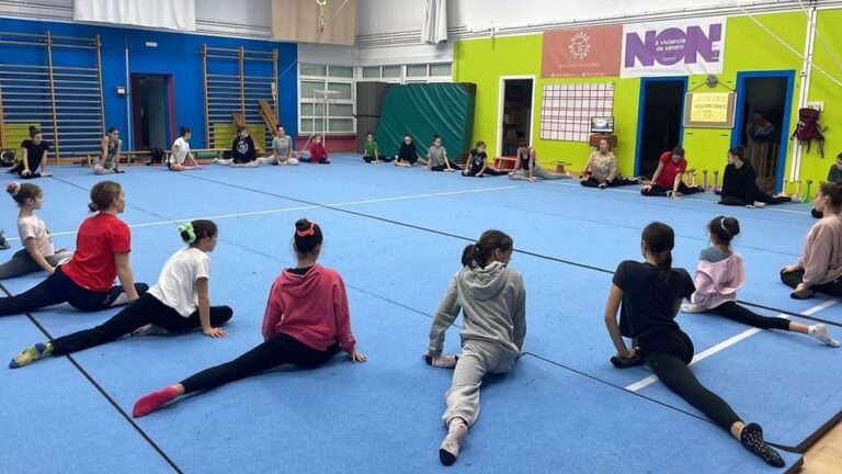 O Concello instalará unha polea deportiva para que o Acroclub Nigrán siga formando deportistas de ximnasia acrobática