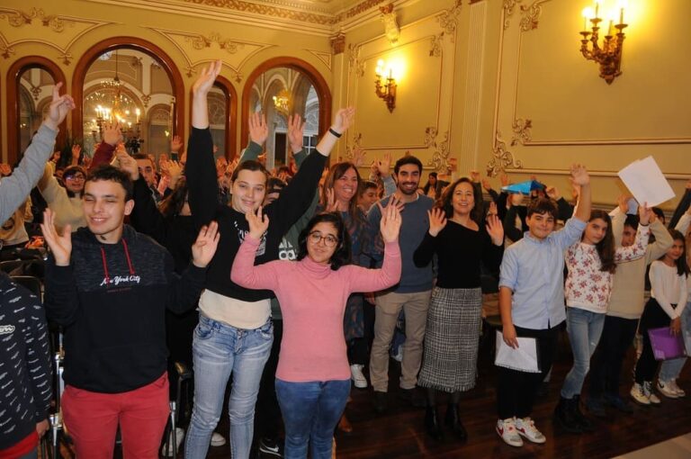 A Deputación lanza a VII edición de “Depoemprende na Escola”