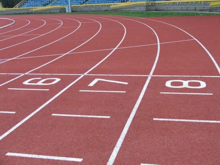 A veciñanza de Redondela reclama novas pistas de atletismo