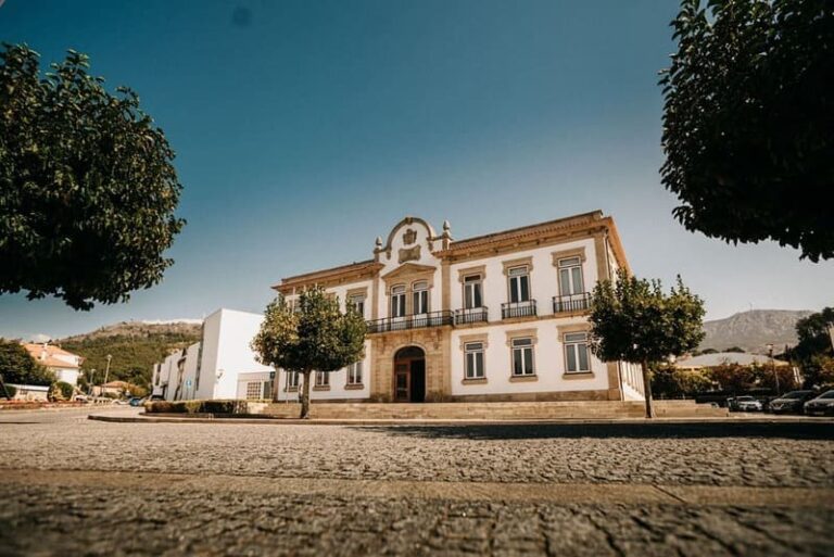 Executivo leva reuniões de Câmara às freguesias