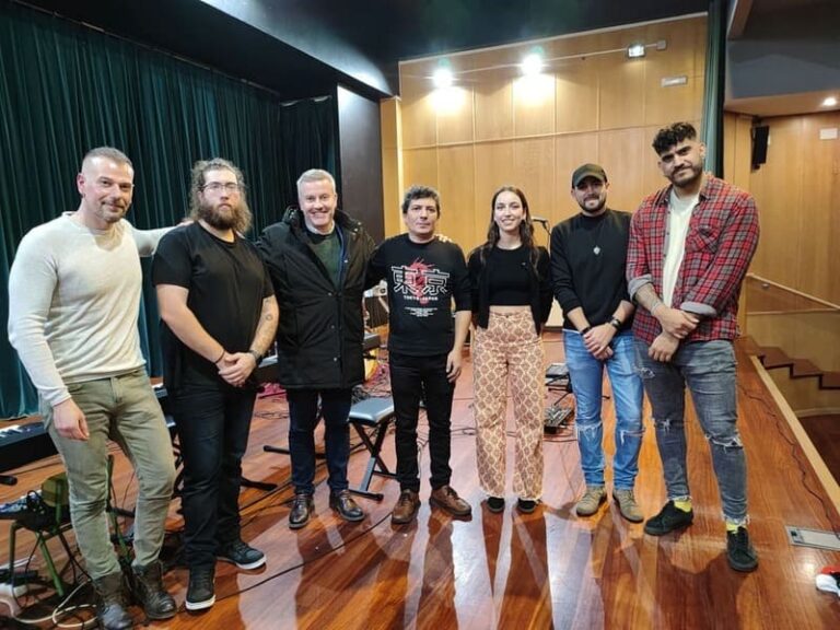 A Cañiza asina coa escola de música a súa primeira colaboración oficial