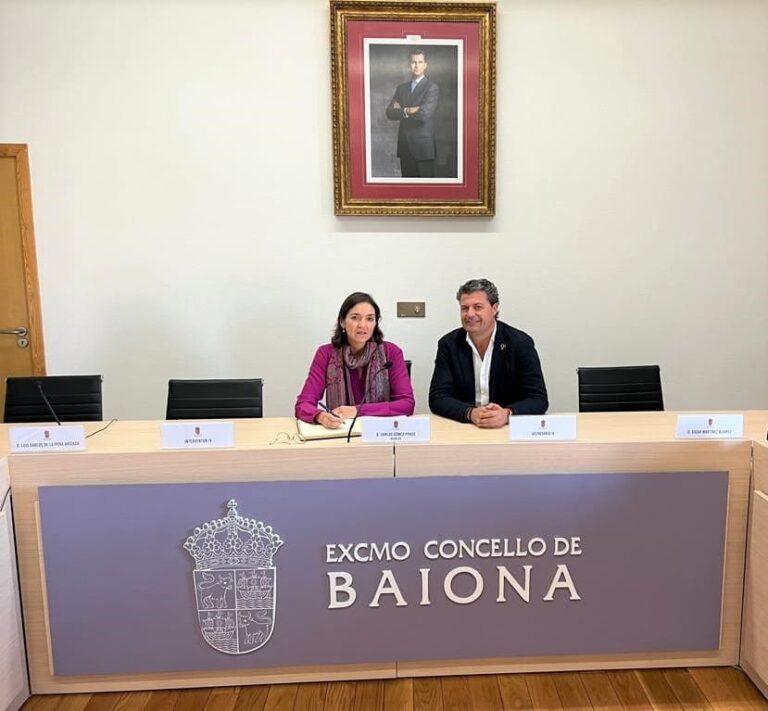 A ministra de Industria e Turismo destaca a aposta de Baiona polo turismo sostible