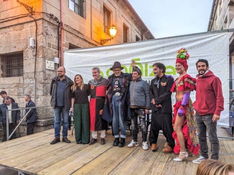 A Cañiza entrega premios polo concurso de comparsas de entroido