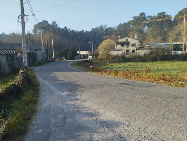 Ponteareas ultima a mellora dun último tramo na estrada que conecta Ganade coa N-120 en Areas