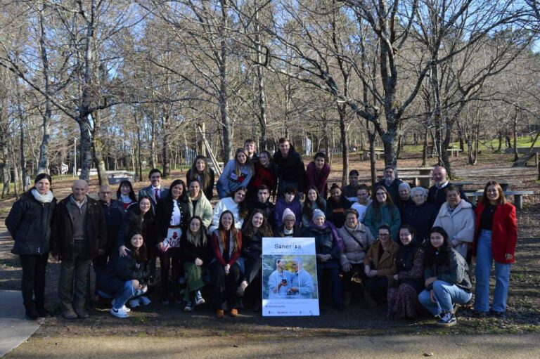 A Xunta impulsa en Mos un programa de voluntariado interxeneracional centrado nos coidados ás persoas maiores