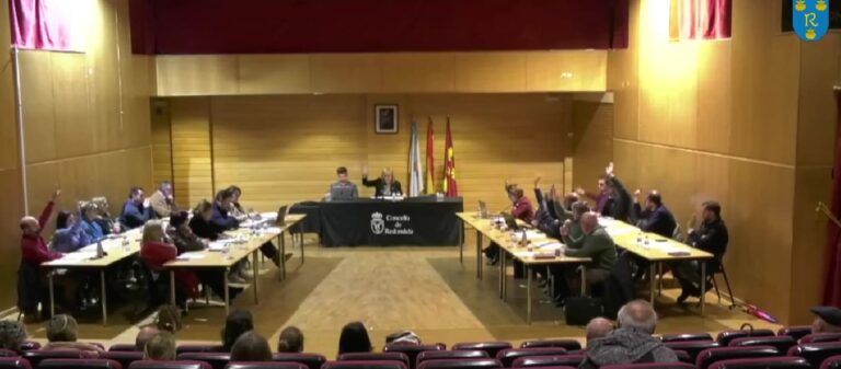 O goberno de Redondela aproba unha Ordenanza de Emerxencia Social histórica