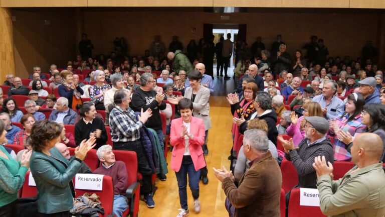 Ánxela Fernández será de novo a candidata do BNG polo Rosal