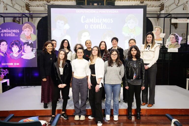 Carmela Silva suliña o “talento e compromiso coa igualdade” da mocidade na entrega dos premios «Cambiemos o conto»