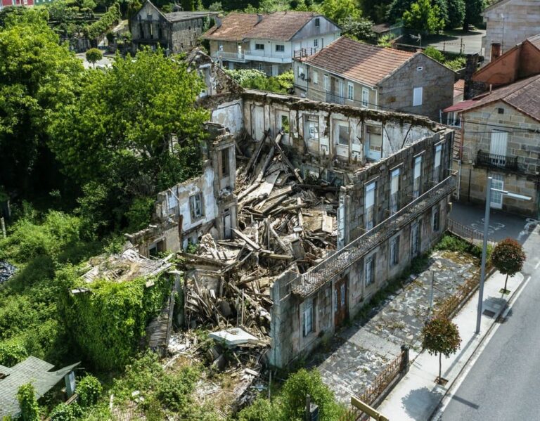 SOS Fonte de Troncoso pide aos partidos políticos de Mondariz Balneario que declaren a vila como BIC