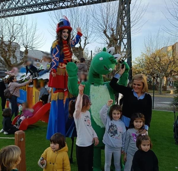 Redondela inaugura unha nova zona de xogos infantil no Parque Infantil Xohana Torres