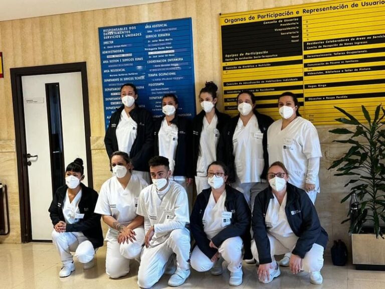 O alumado da especialidade socio sanitaria do obradoiro de emprego de Ponteareas inicia as súas prácticas