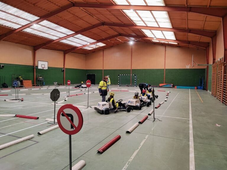 Clases de seguridade vial para os alumnos do CPI da Cañiza e do CEIP de Valeixe