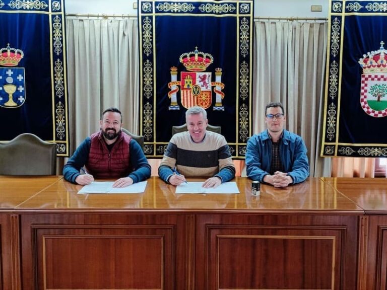 Asinado o acordo de colaboración entre A Cañiza e a eólica Green Capital Development XXVI SL