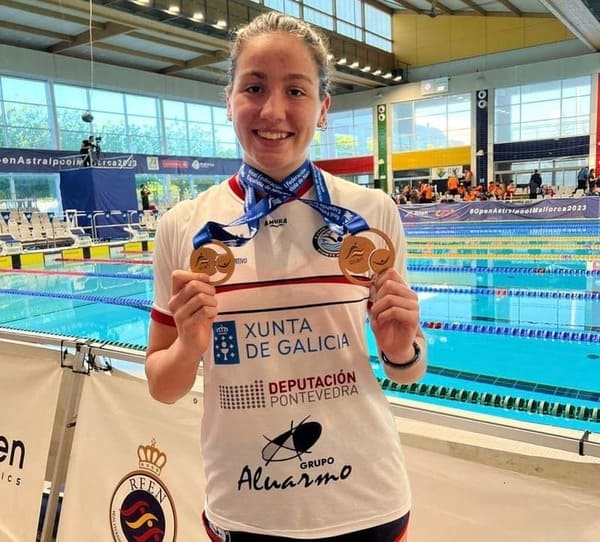 Carla Carrón, do CN Ponteareas, campioa de España nos 100 e 200 metros libres