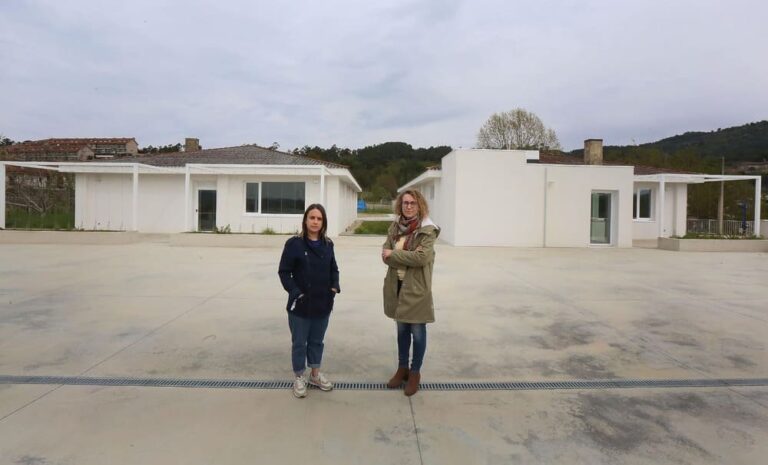 Ponteareas remata a mellora da eficiencia enerxética do centro municipal de Canedo