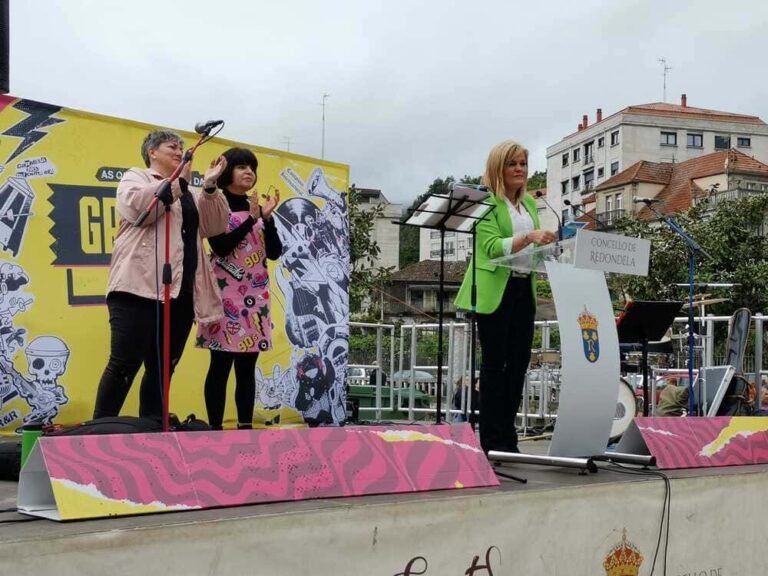 Lectura na Rúa celebra na Alameda Castelao de Redondela a súa terceira edición con máis de mil participantes