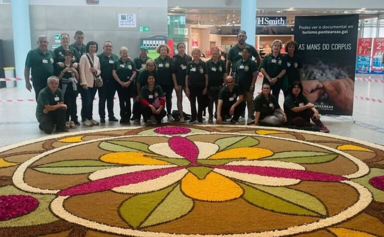 O Corpus Christi de Ponteareas promocionase no aeroporto de Peinador