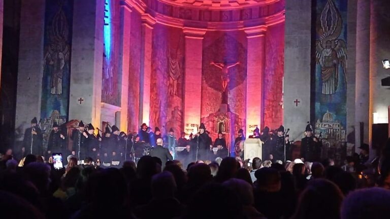Concerto gratuíto da Banda de Gaitas de Pontevedra en Tui