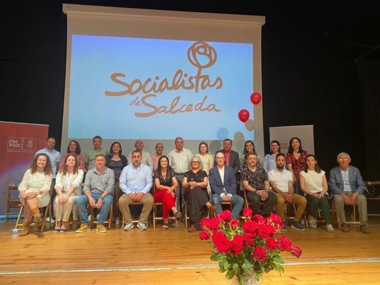 Verónica Tourón presentou a súa candidatura nun auditorio repleto de público