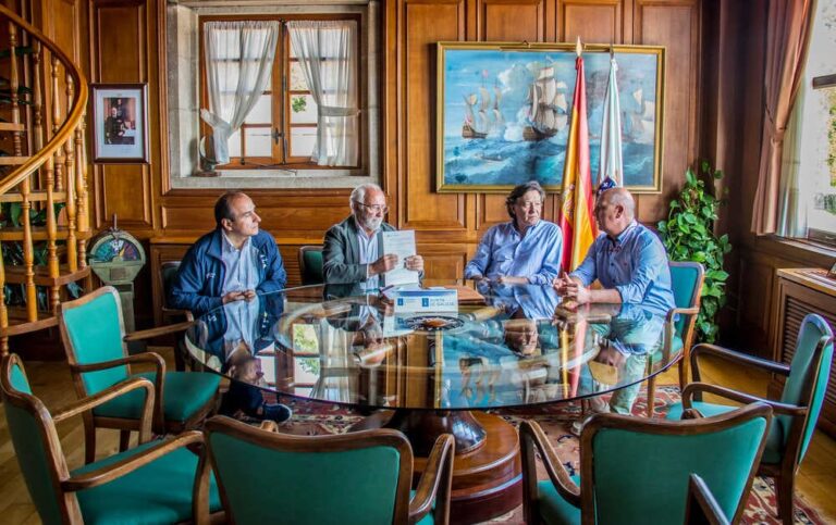 Un convenio entre o MRCYB e a Xunta fai posible a Escola de Vela adaptada