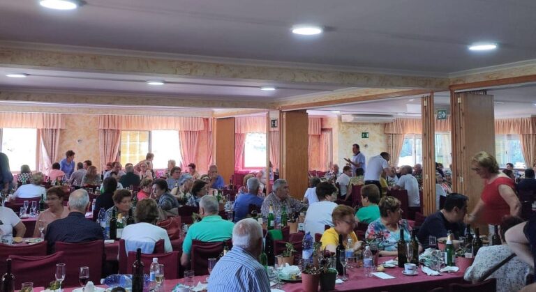 Esta fin de semana os xubilados e pensionistas de Salceda celebran a súa festa