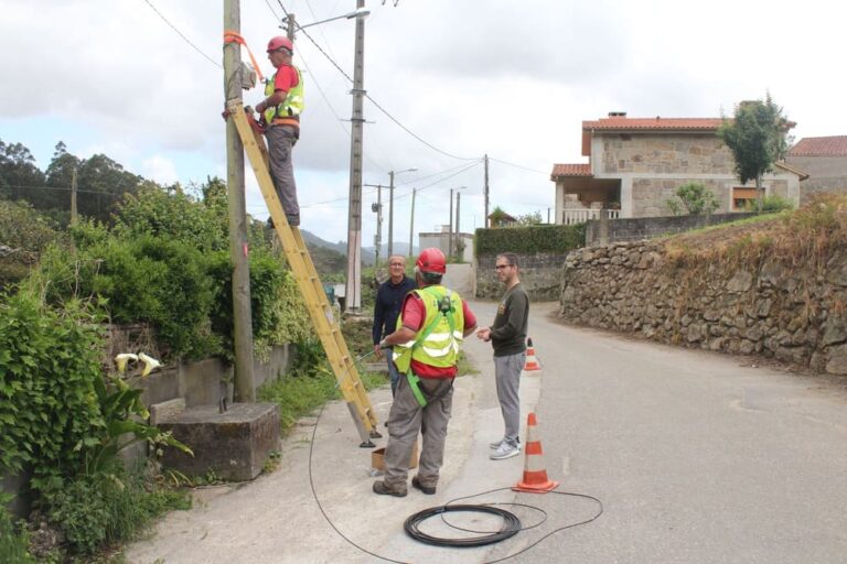 Comeza o despregue de fibra óptica en Nigrán