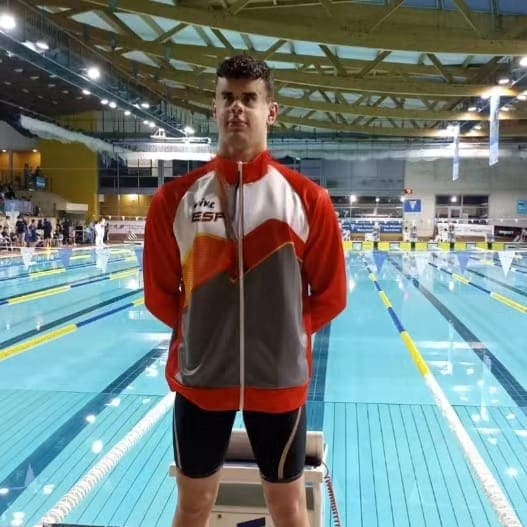 O nadador Juan Ferrón é convocado para o Campionato do Mundo