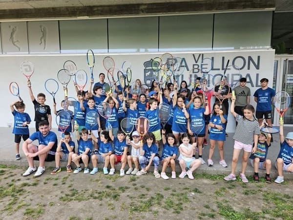 Corenta nenos participan no Campus de Tenis do Concello de Baiona