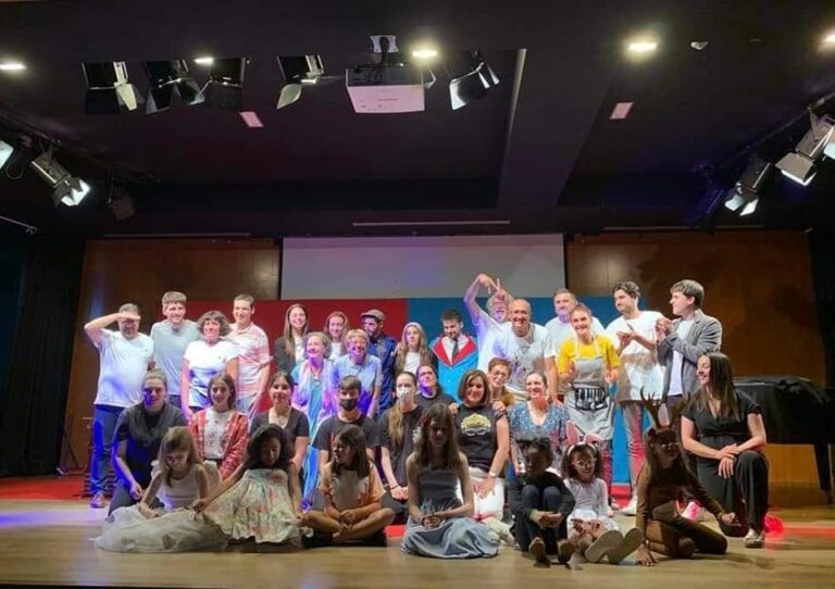 A escola de teatro de Nigrán pecha o curso cunha gran gala o sábado