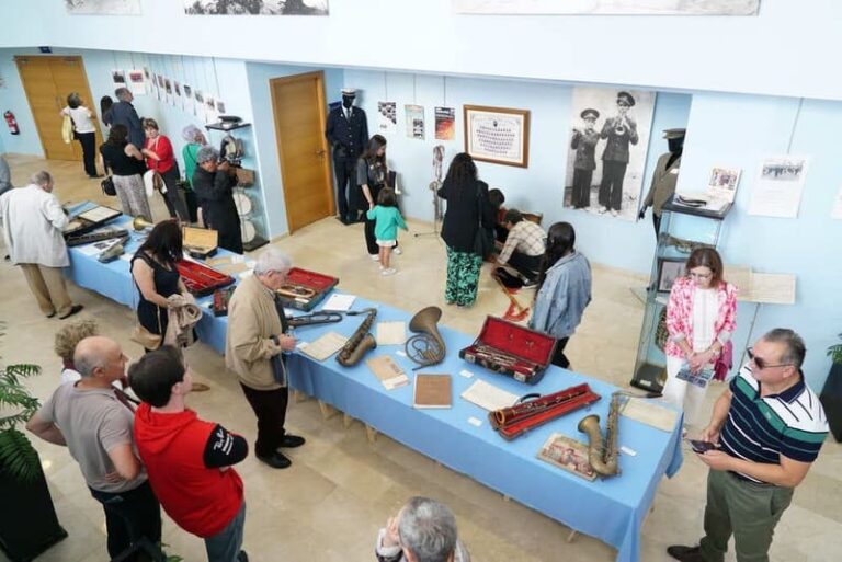 Exposición en Ponteareas sobre a historia do Corpus