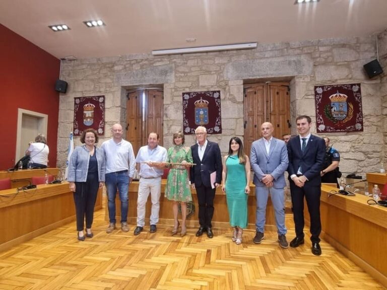 Nava Castro, alcaldesa de Ponteareas con maioría simple