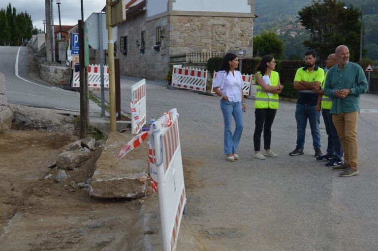 Iniciadas as obras da Fase I de mellora da seguridade viaria e peonil da EP-2601 Mos-Puxeiros