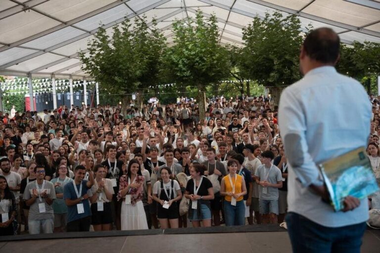 1.200 mozos e mozas de Xetafe preparan en Tui a Xornada Mundial da XuventudeVai