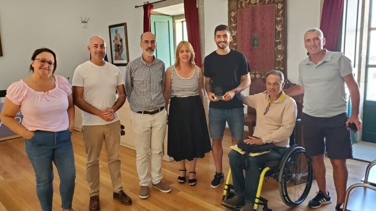 Recoñecemento en Baiona ao mérito deportivo do futbolista Antón Iglesias Leyenda “Kopa”