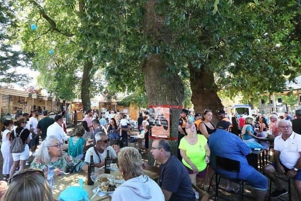 A Festa da Lamprea Seca consolida o seu éxito ante centenares de visitantes