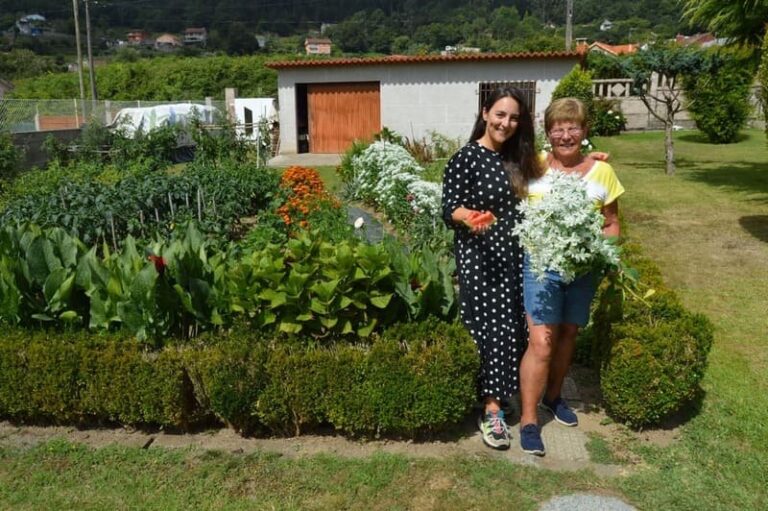 A Xunta promociona o programa de voluntariado interxeracional do Concello de Mos