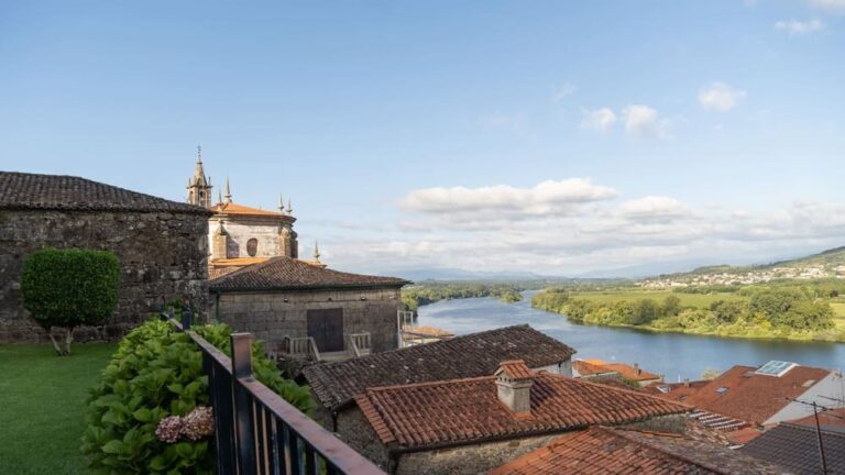 Patrimonio, natureza, turismo activo, gastronomía… atractivos do verán tudense