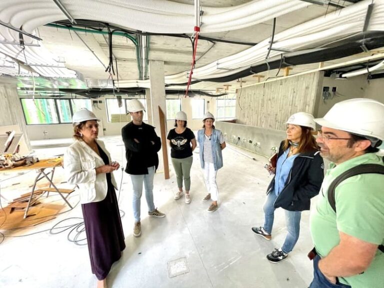 Tomiño avanza a paso firme no edificio Isaura Gómez, un espazo de vangarda
