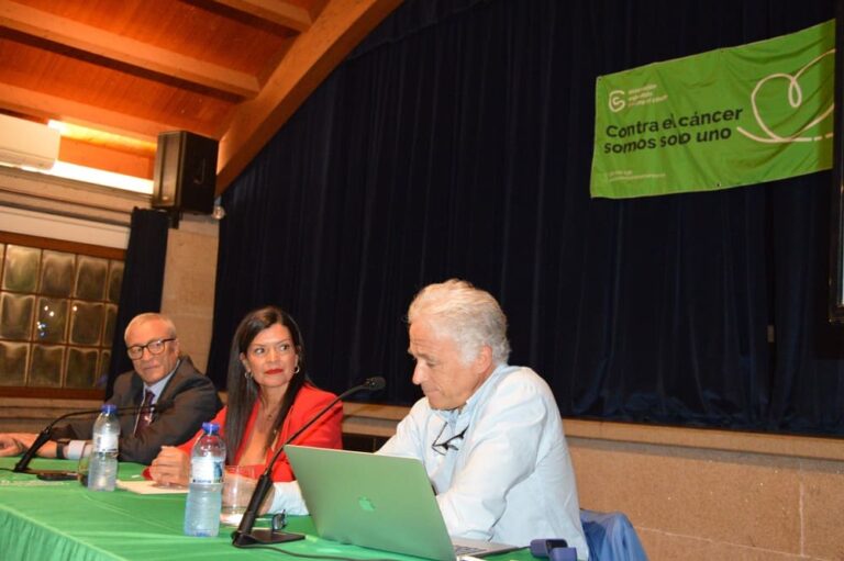 O Doutor Gonzalo de Castro falou sobre cancro de mama en Mos con motivo do Día Internacional