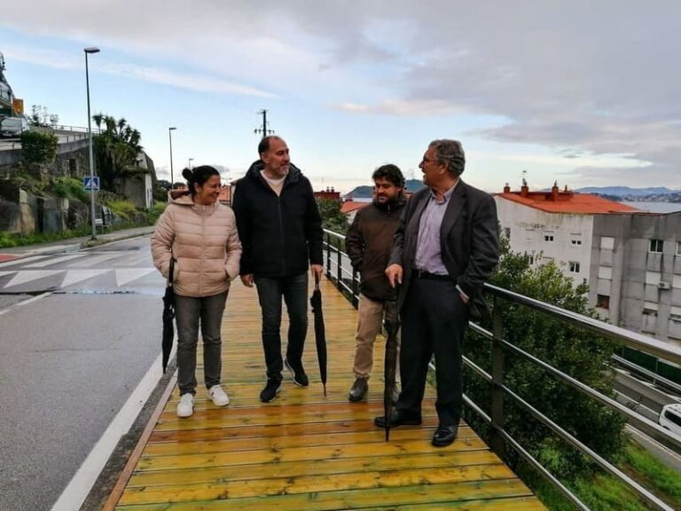 A Deputación arranxa a pasarela da subida a Baíña en Baiona