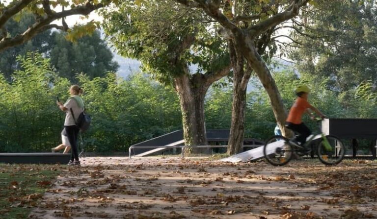 O Campo da Feira de Tomiño trasnfórmase nun espazo de referencia da vila