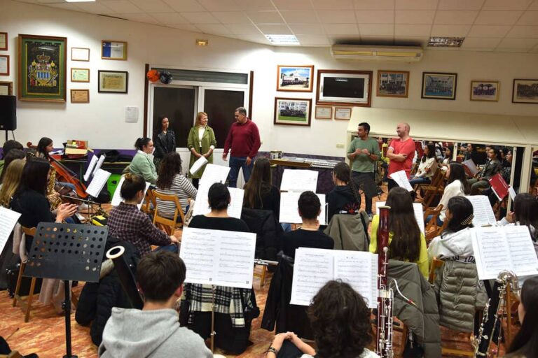 Concello de Salceda e Banda Cultural escenifican a súa loita pola igualdade