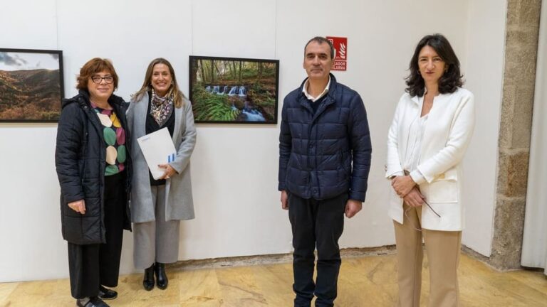 As fotografías dos bosques españois, entre eles o Aloia, forman parte da mostra “Berces da Vida. De paseo polos bosques de España”