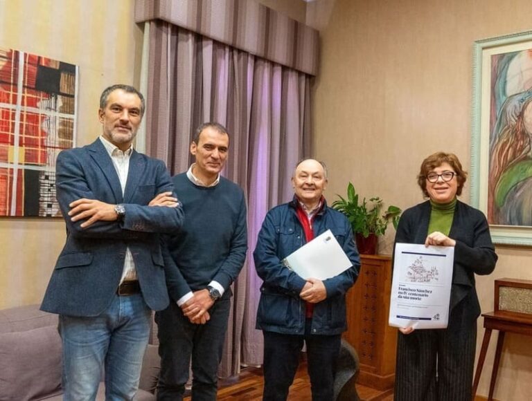 O Concello de Tui e o Consello da Cultura Galega homenaxean a Francisco Sánchez